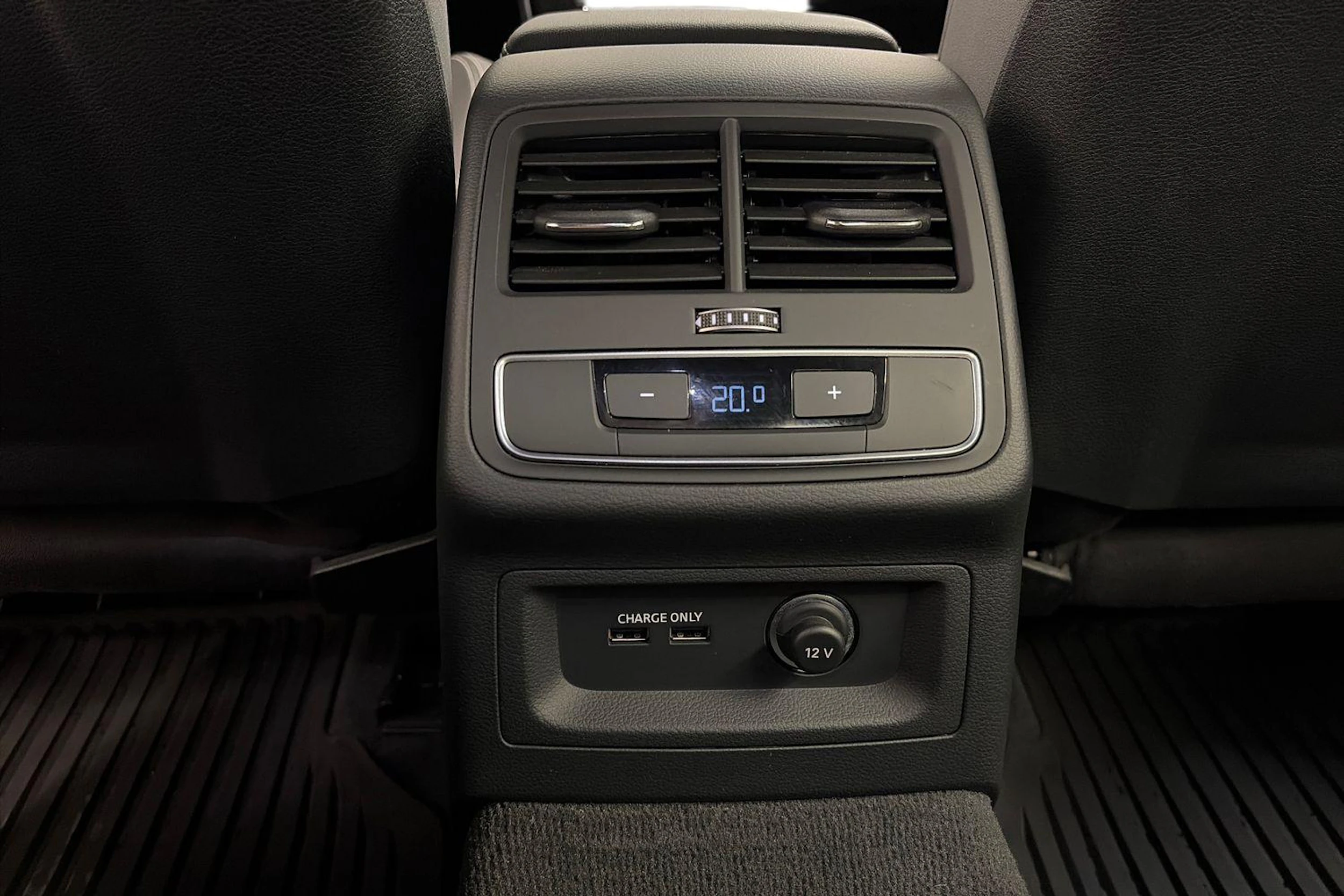 Sininen Audi A5 2021 kuva 9.