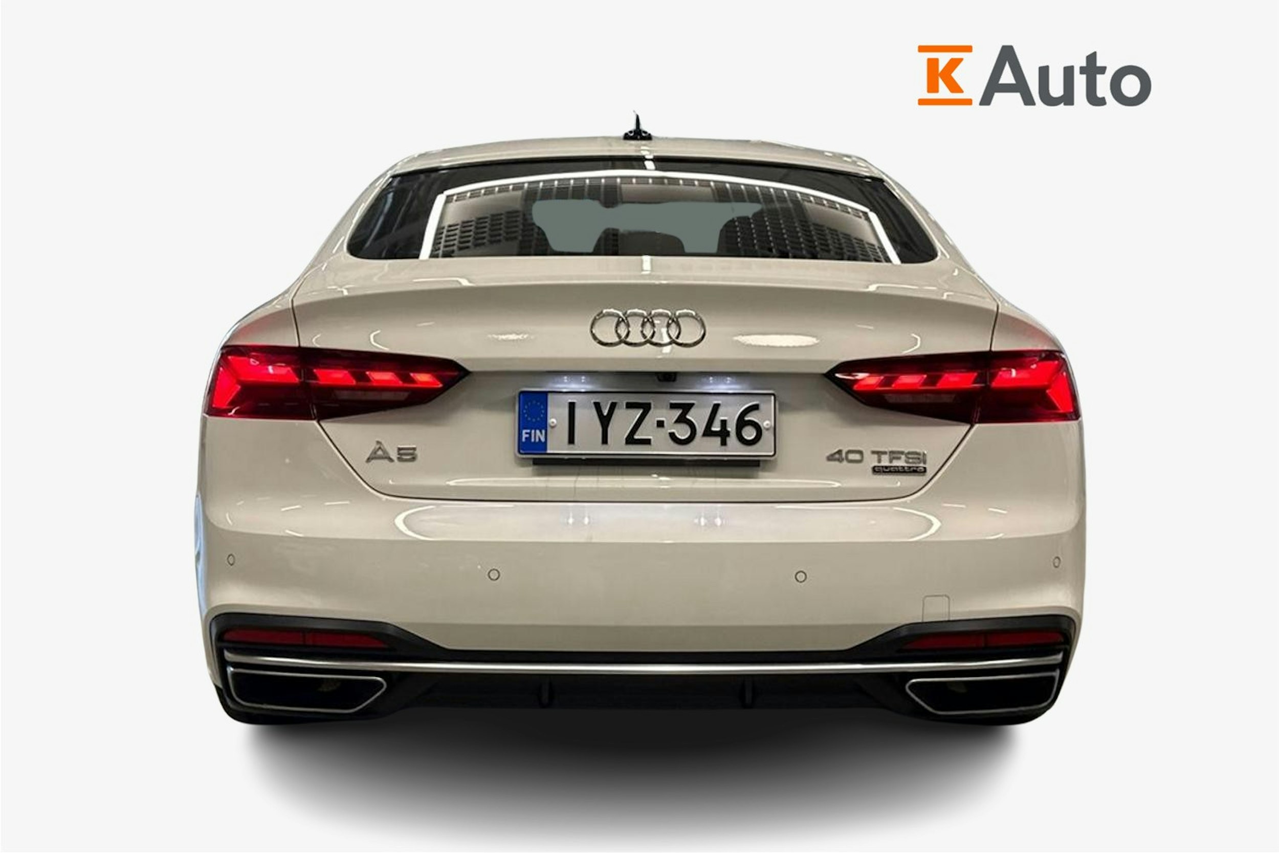 valkoinen Audi A5 2021 kuva 3.