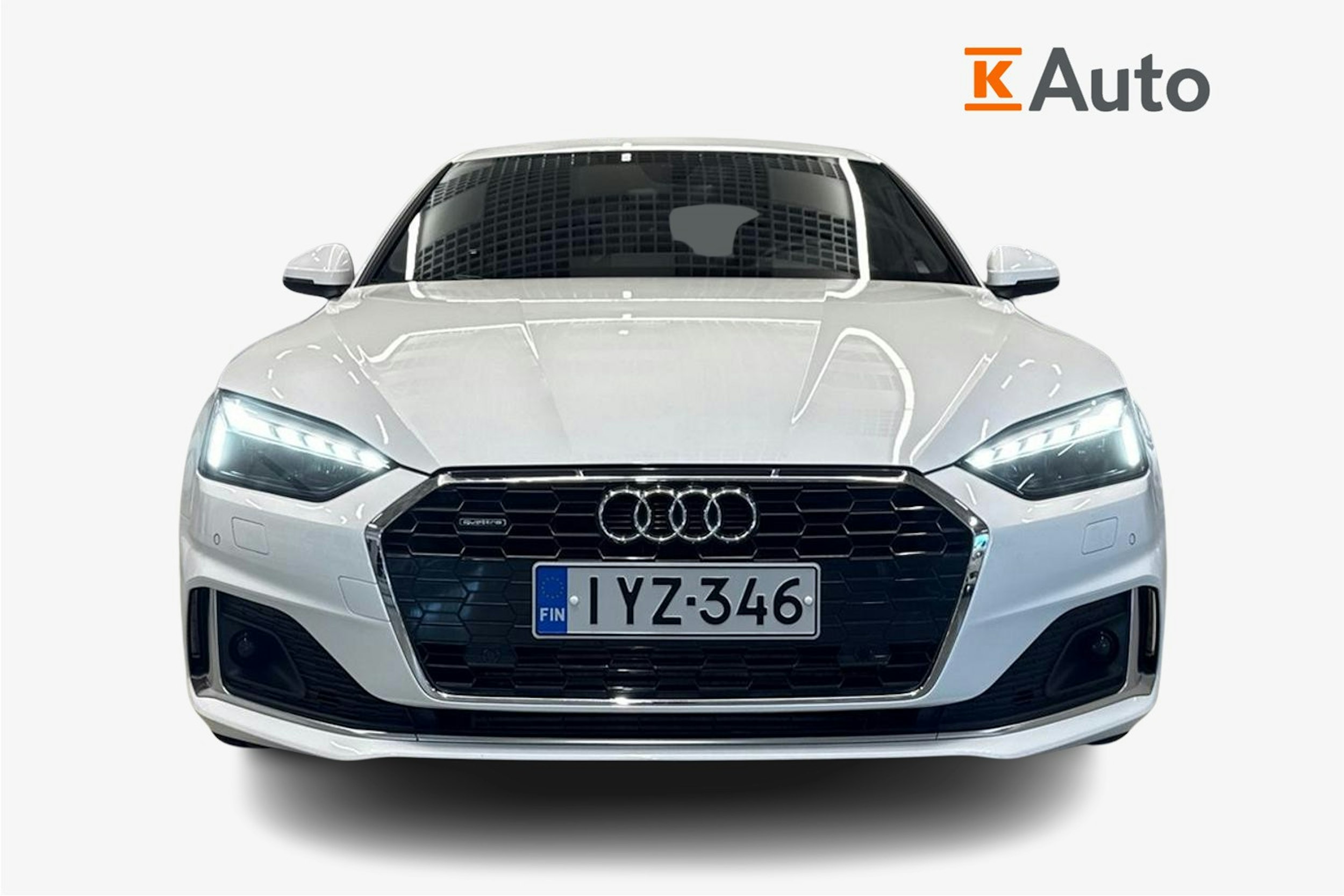 valkoinen Audi A5 2021 kuva 5.