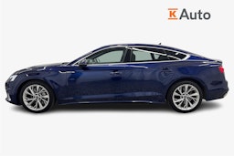 sininen Audi A5 2021 kuva 7.