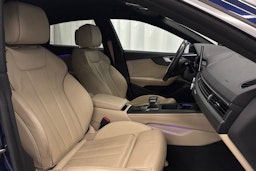 sininen Audi A5 2021 kuva 14.