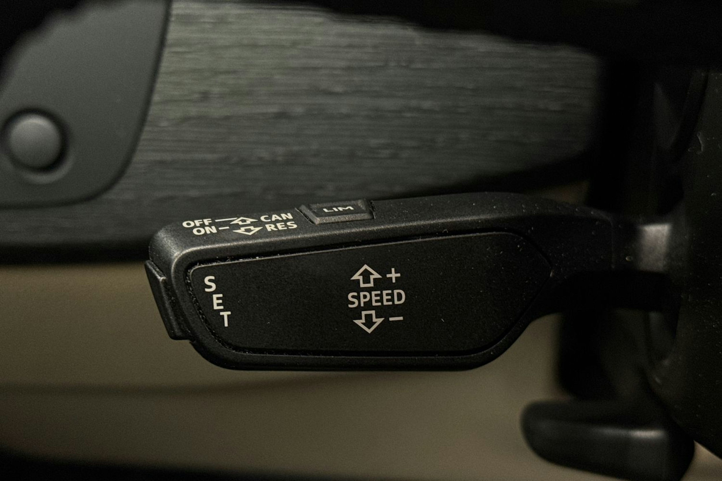 sininen Audi A5 2021 kuva 18.