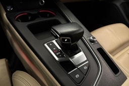 sininen Audi A5 2021 kuva 22.