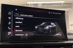 sininen Audi A5 2021 kuva 30.