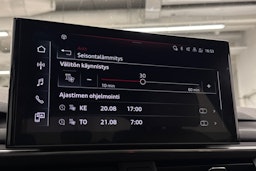 sininen Audi A5 2021 kuva 32.