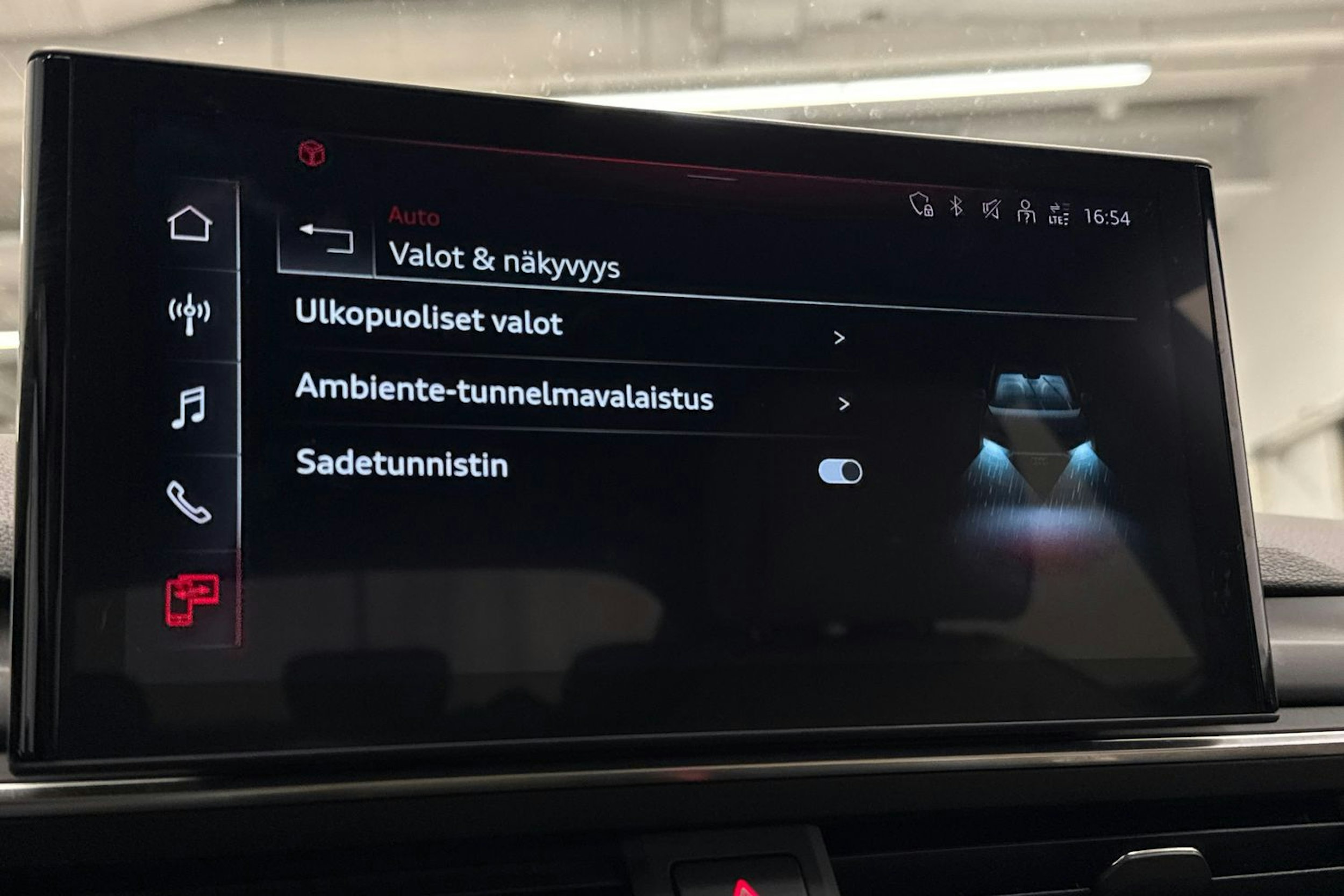 sininen Audi A5 2021 kuva 33.