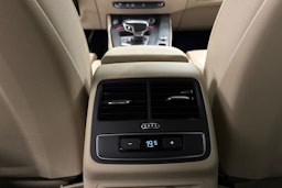 sininen Audi A5 2021 kuva 37.