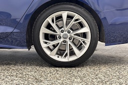 sininen Audi A5 2021 kuva 40.
