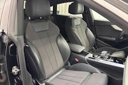 musta Audi A5 2021 kuva 14.