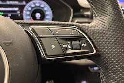 musta Audi A5 2021 kuva 19.