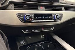 musta Audi A5 2021 kuva 24.