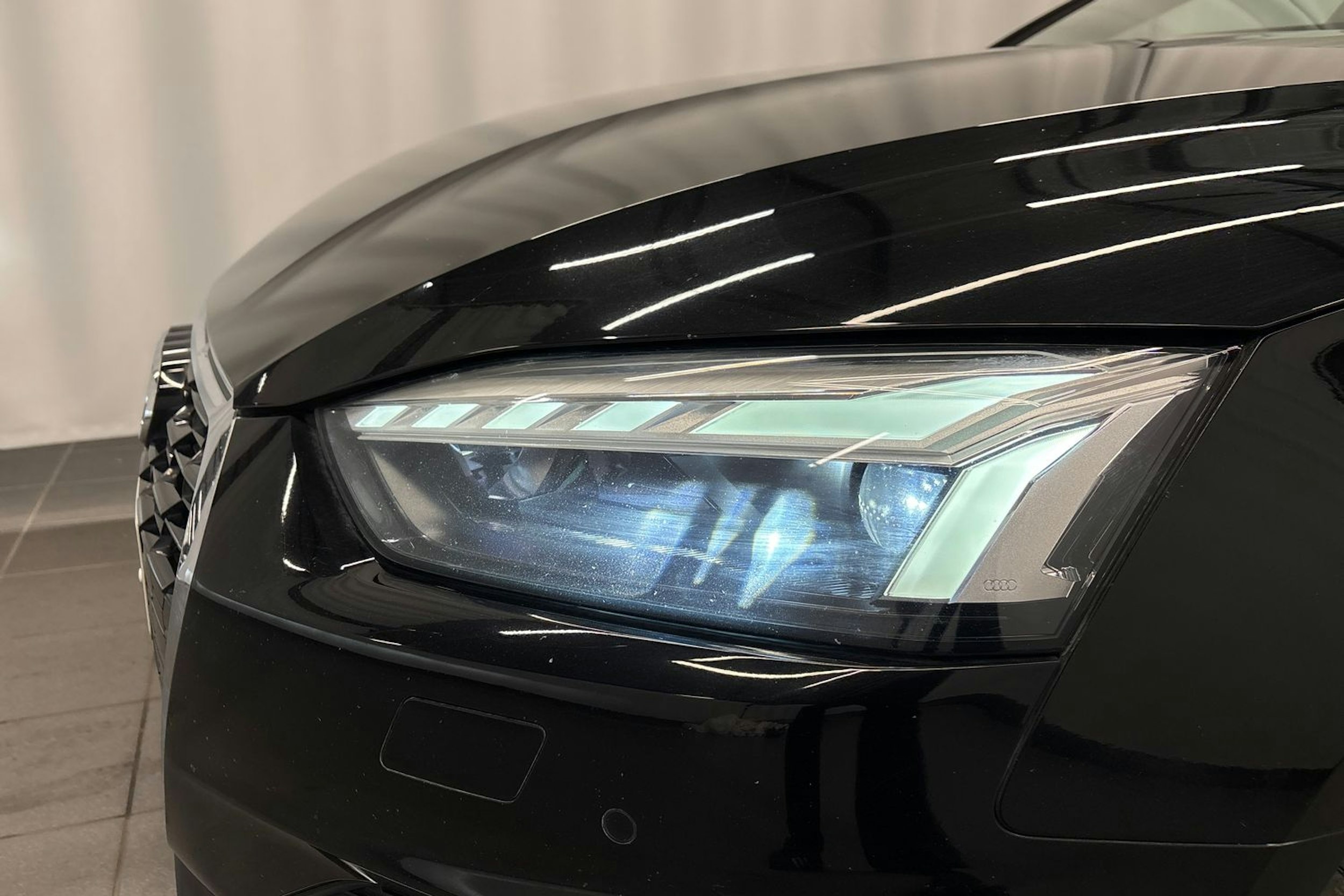 musta Audi A5 2021 kuva 26.