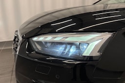 musta Audi A5 2021 kuva 26.
