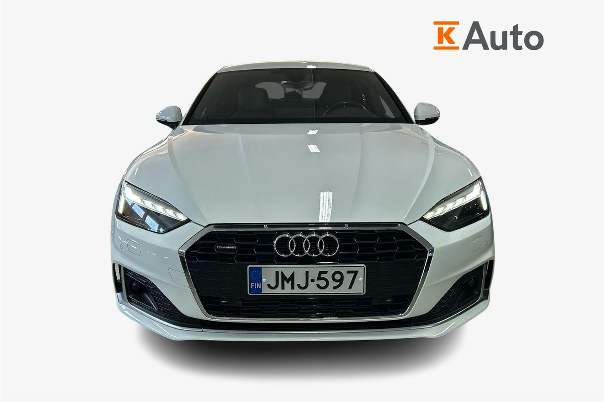 Valkoinen Audi A5 2021 kuva 5.