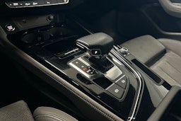 Valkoinen Audi A5 2021 kuva 32.