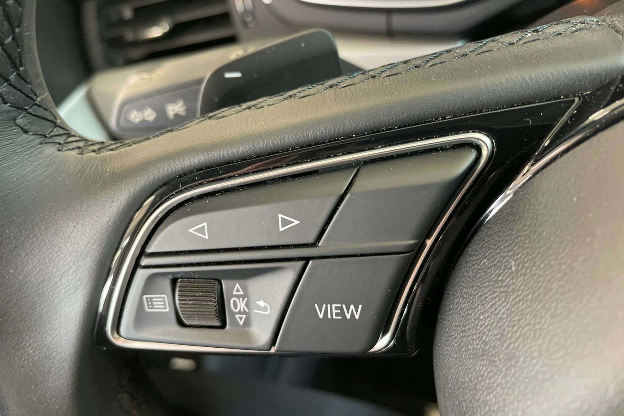 sininen Audi A5 2021 kuva 17.