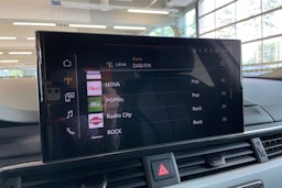 sininen Audi A5 2021 kuva 25.