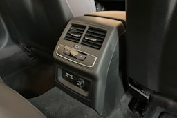 sininen Audi A5 2021 kuva 32.