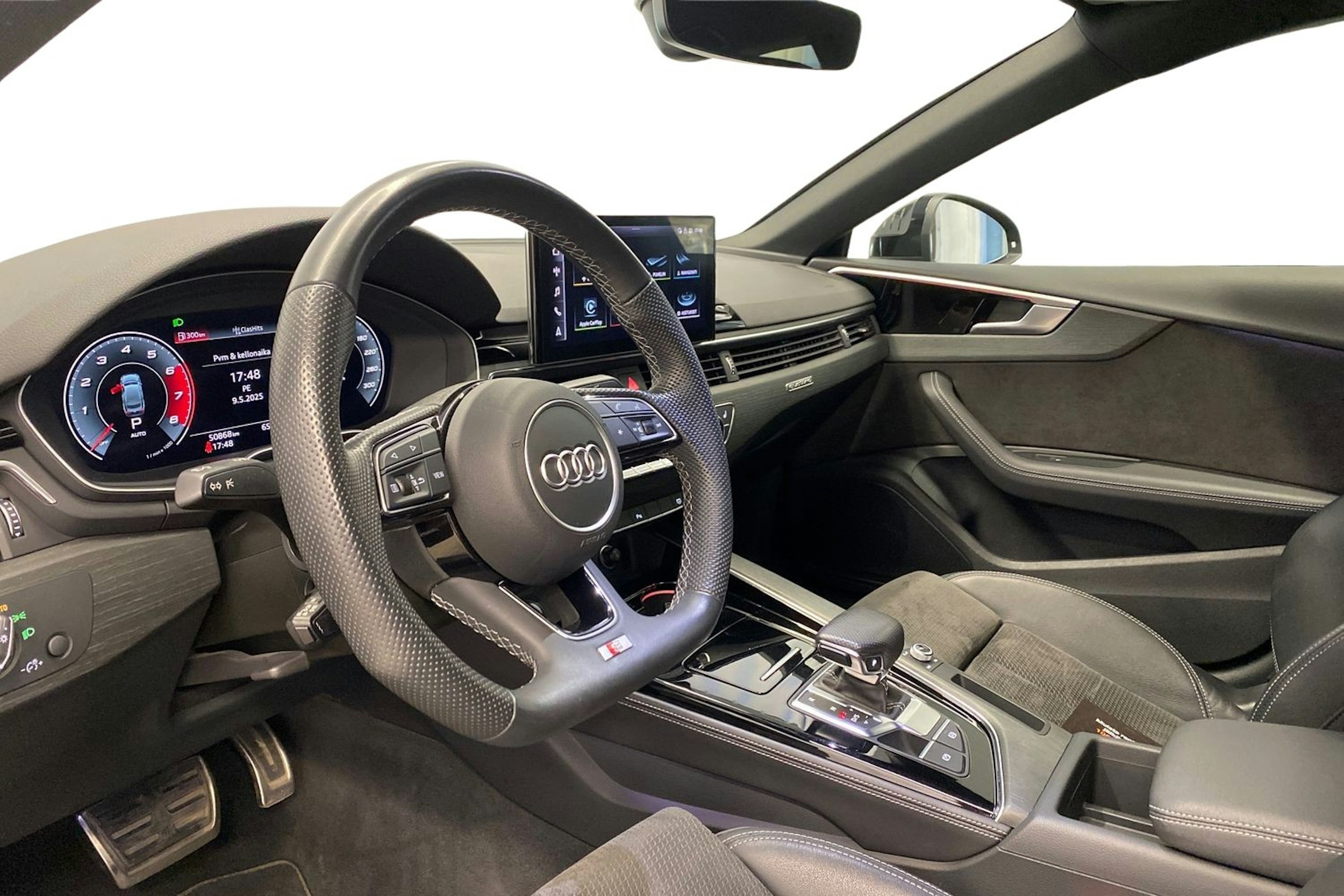 Musta Audi A5 2021 kuva 7.