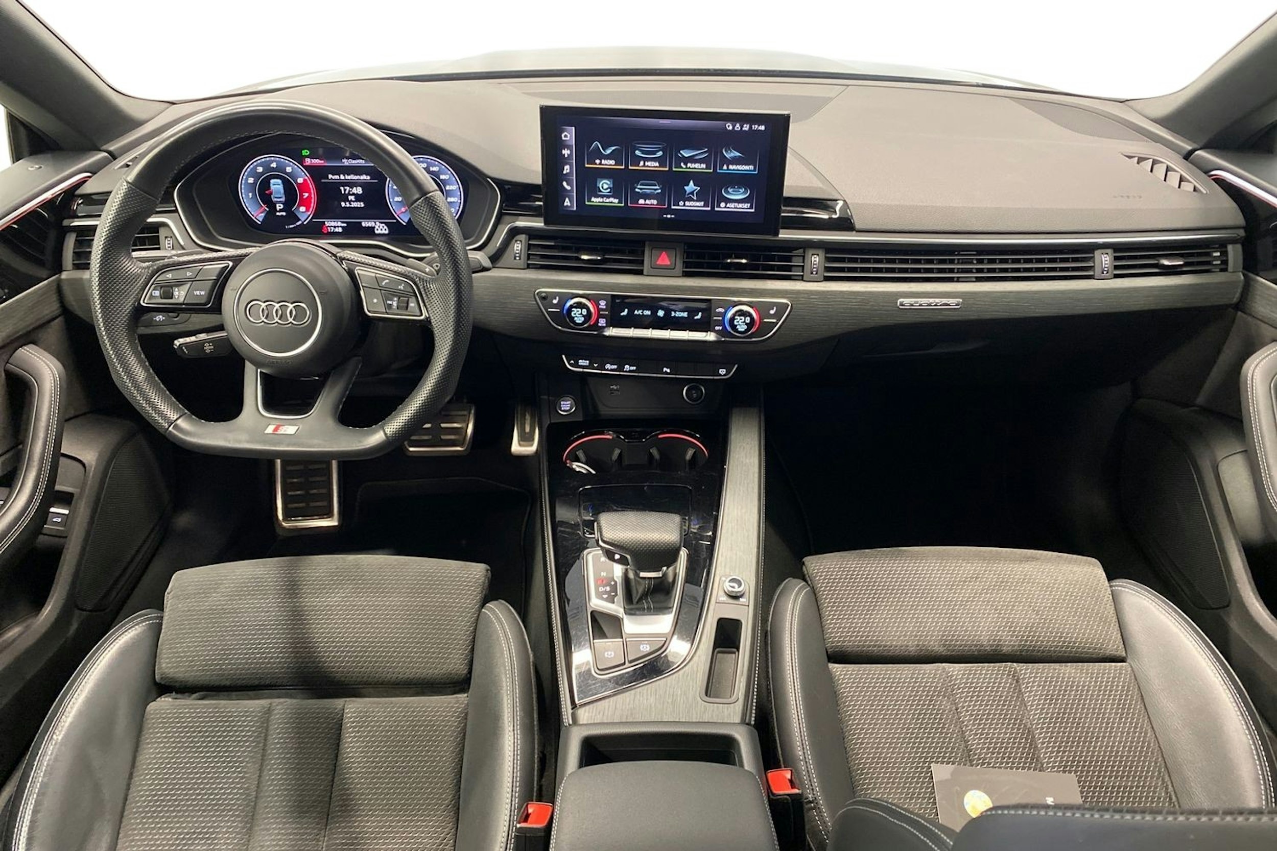 Musta Audi A5 2021 kuva 9.