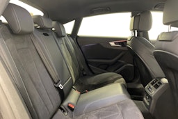 Musta Audi A5 2021 kuva 14.