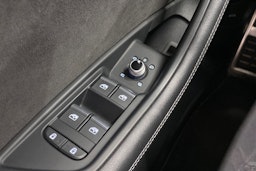 Musta Audi A5 2021 kuva 16.