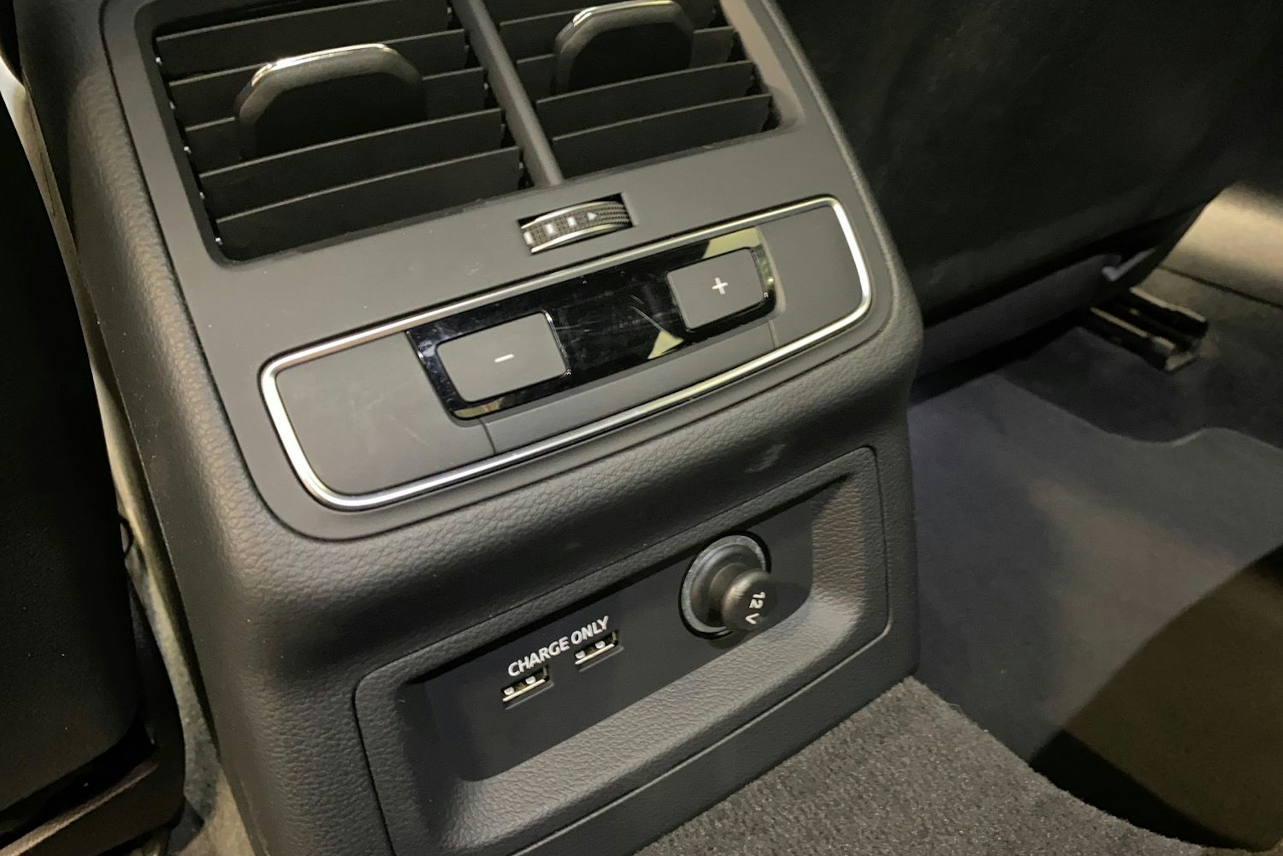 Musta Audi A5 2021 kuva 32.