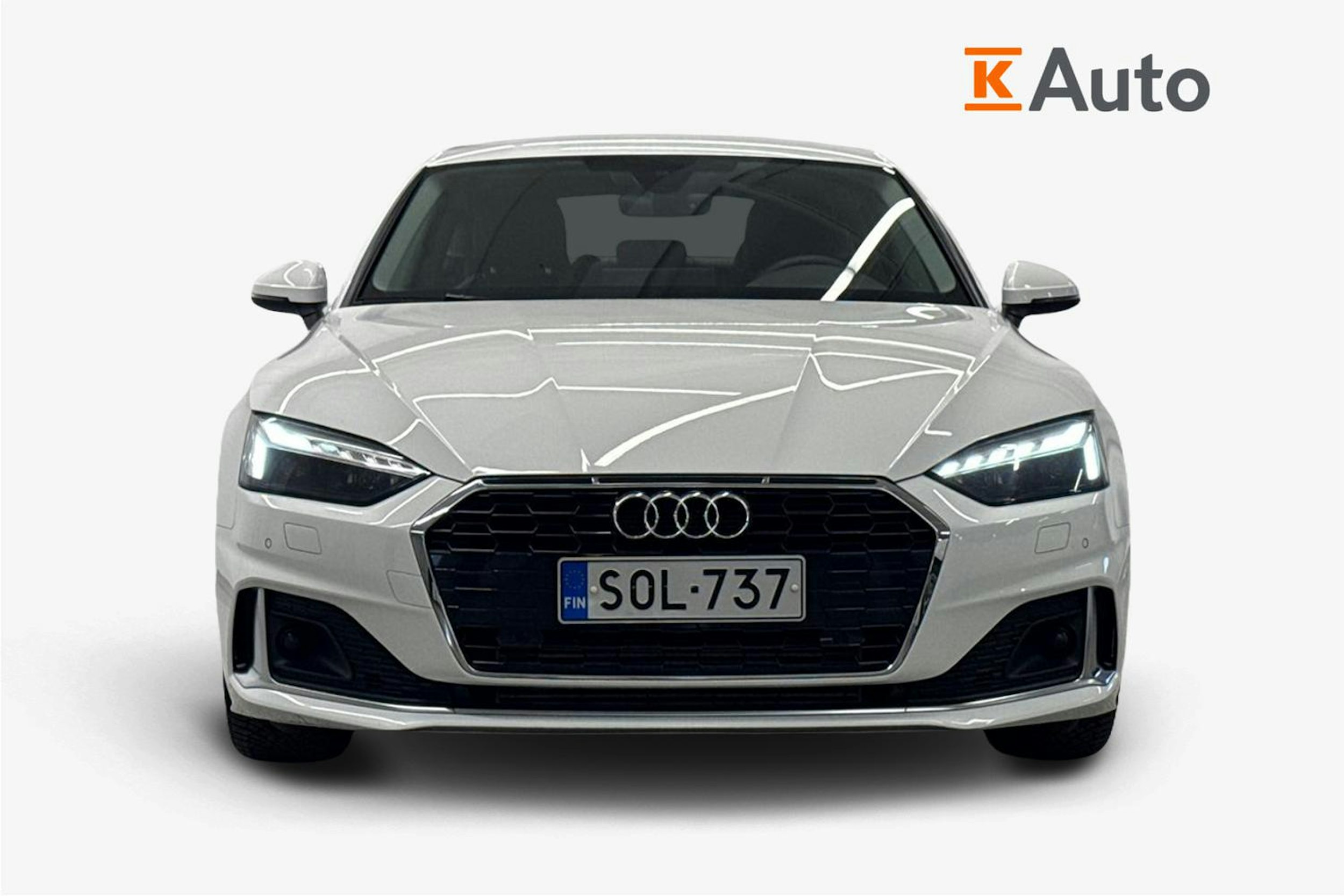 valkoinen Audi A5 2021 kuva 5.