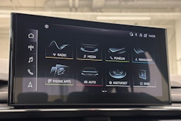 valkoinen Audi A5 2021 kuva 23.