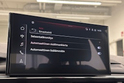 valkoinen Audi A5 2021 kuva 31.