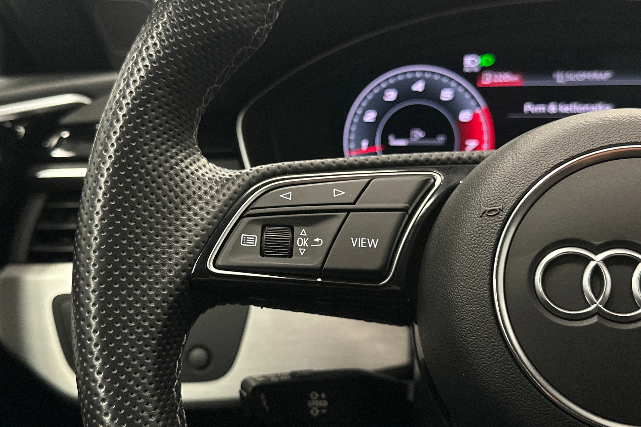 vihreä Audi A5 2021 kuva 16.