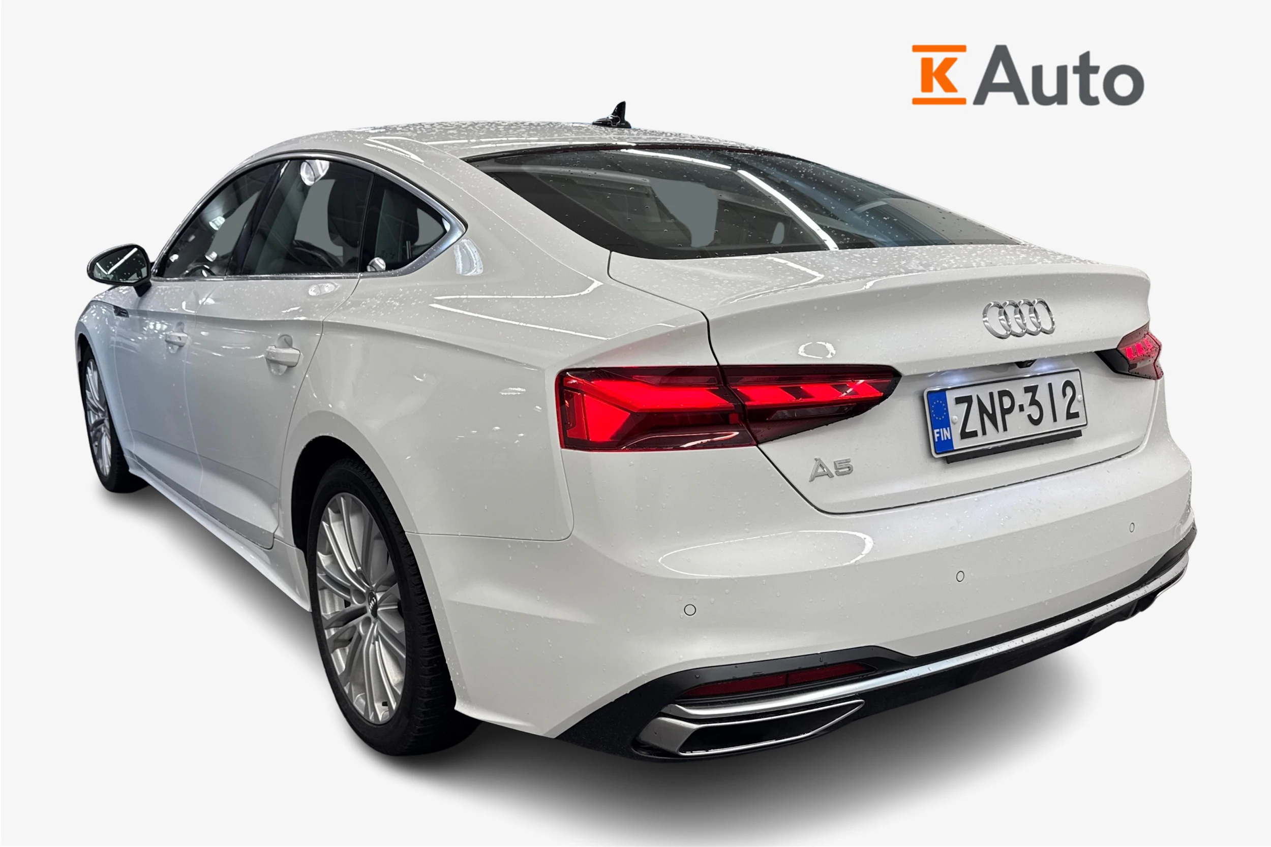 Valkoinen Audi A5 2021 kuva 2.