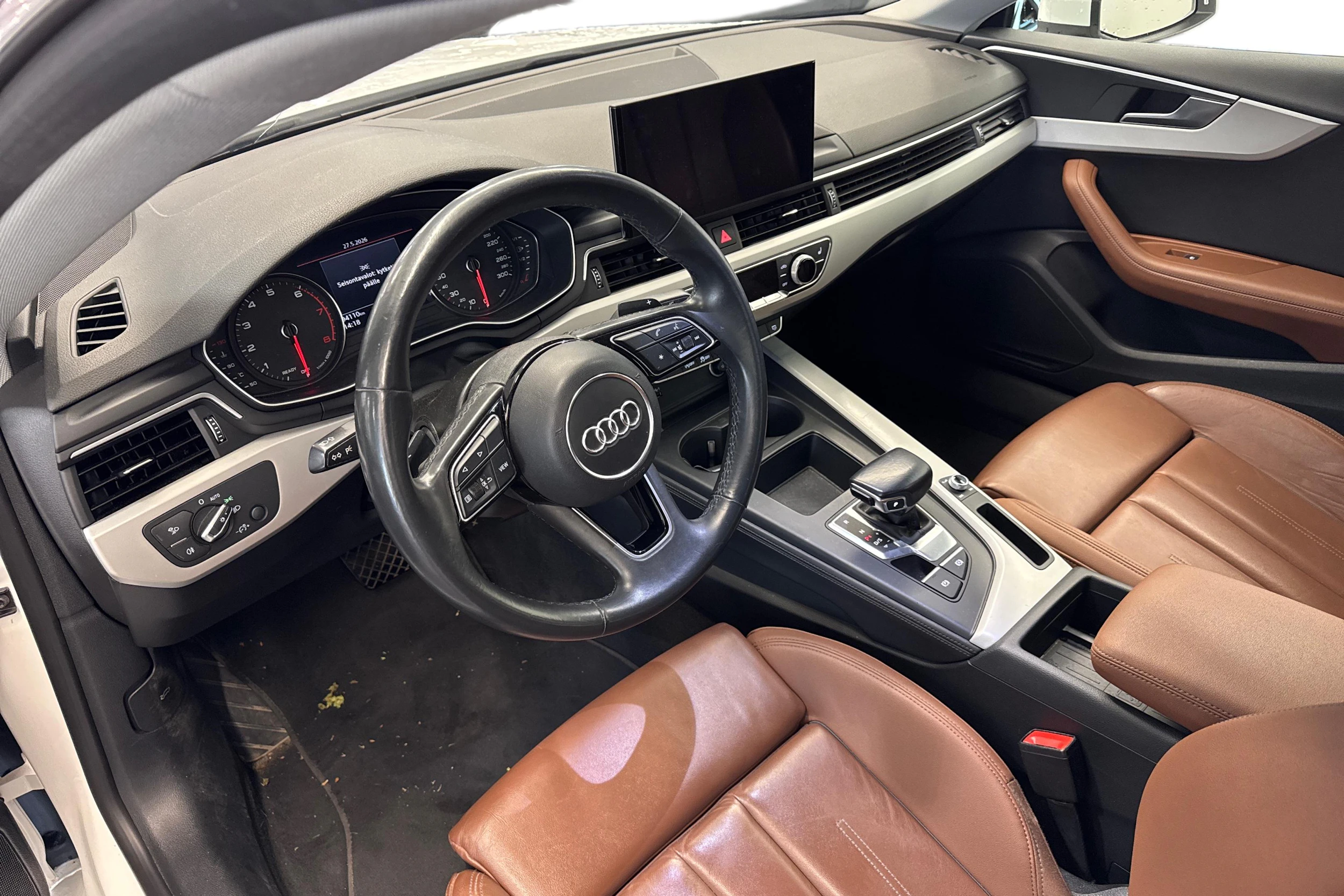 Valkoinen Audi A5 2021 kuva 3.
