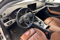Valkoinen Audi A5 2021 kuva 3.