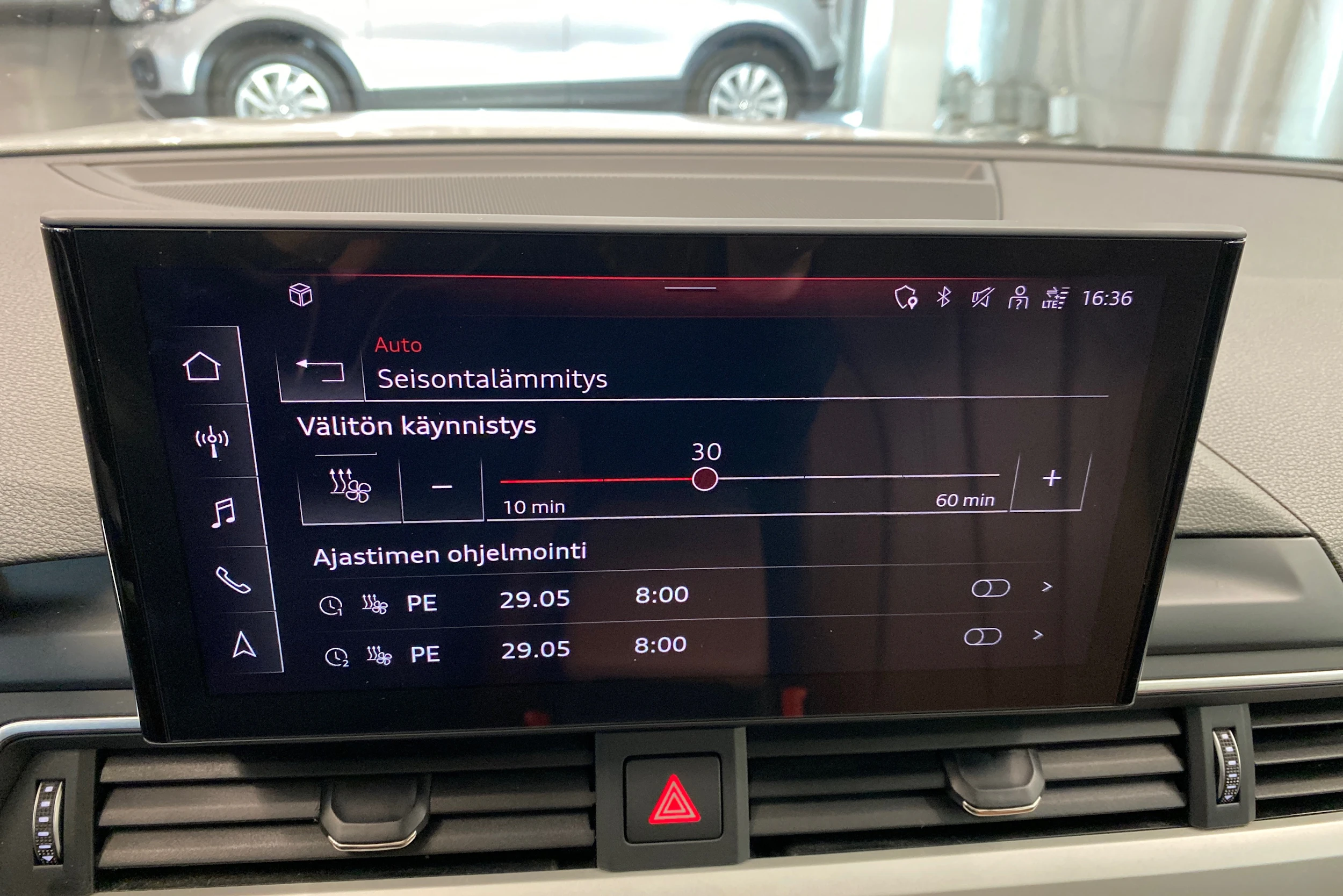 Valkoinen Audi A5 2021 kuva 18.