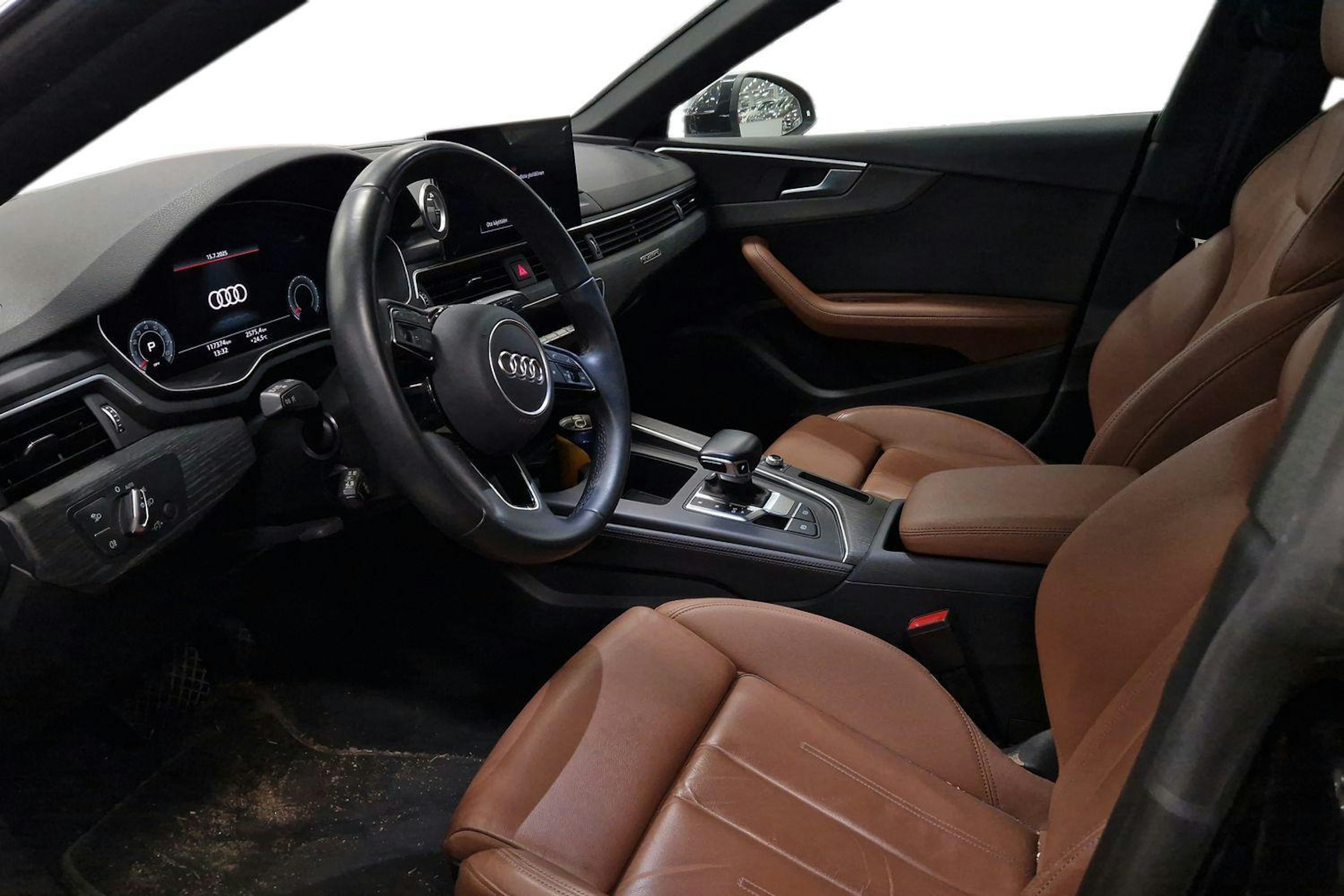 musta Audi A5 2022 kuva 3.