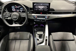 musta Audi A5 2022 kuva 7.