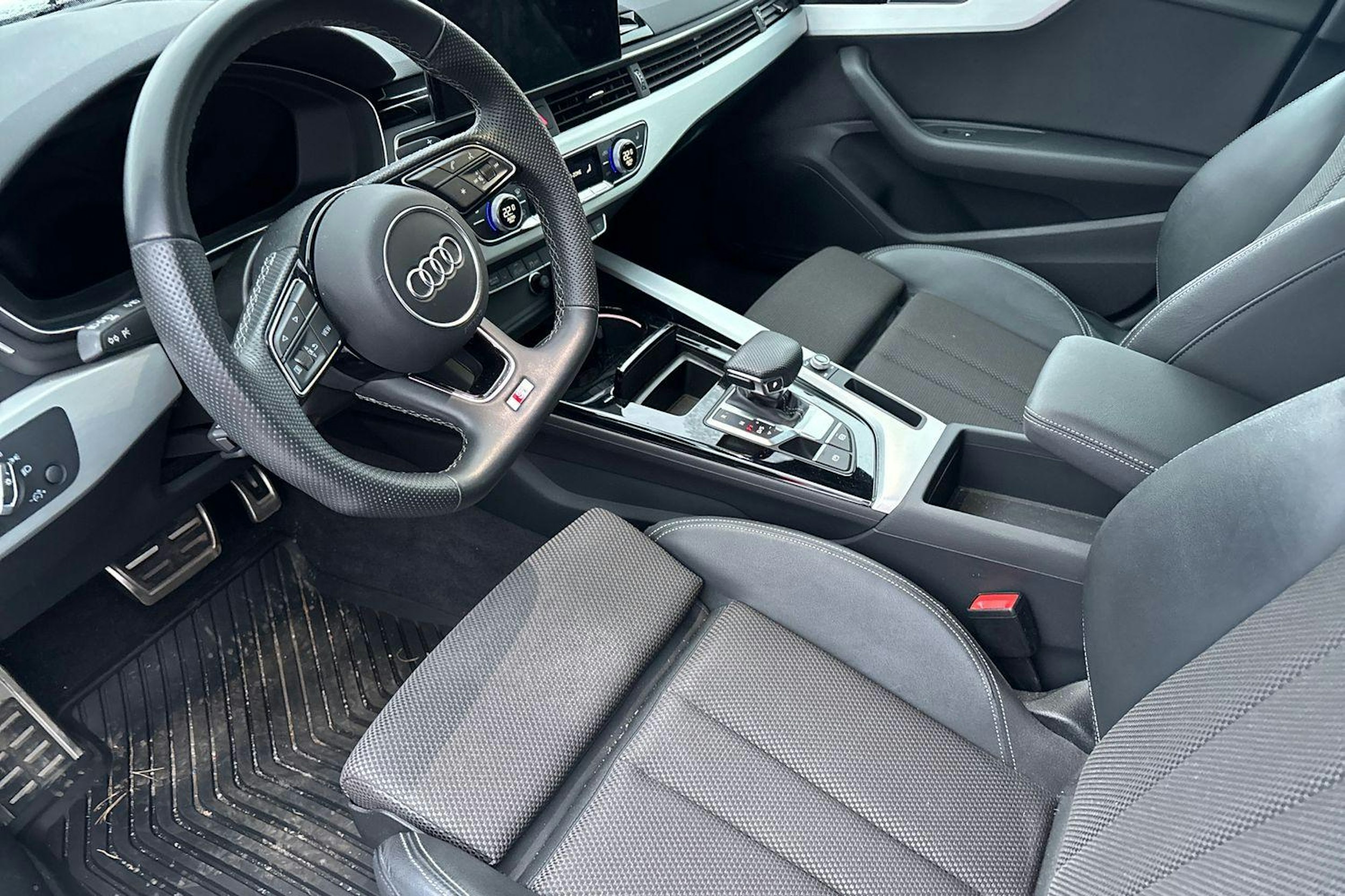 musta Audi A5 2022 kuva 3.