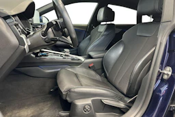 sininen Audi A5 2022 kuva 9.