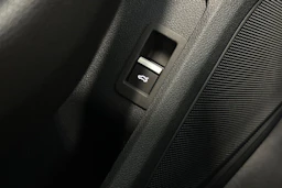 sininen Audi A5 2022 kuva 11.