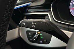 sininen Audi A5 2022 kuva 13.