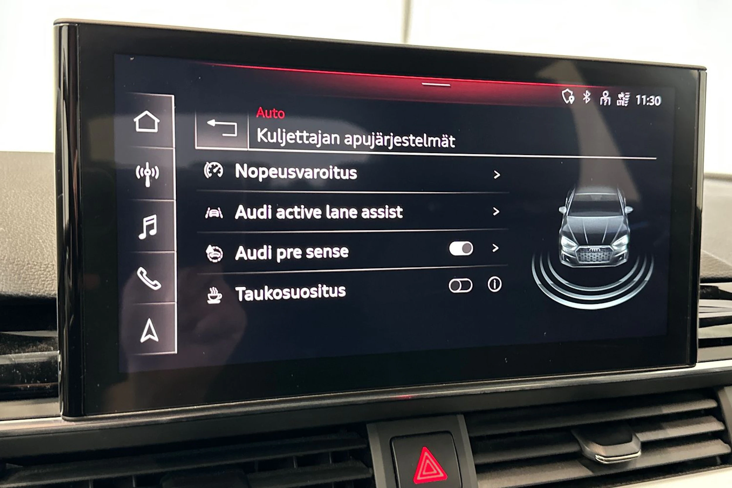 sininen Audi A5 2022 kuva 22.