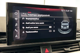 sininen Audi A5 2022 kuva 22.