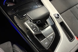 Valkoinen Audi A5 2022 kuva 21.