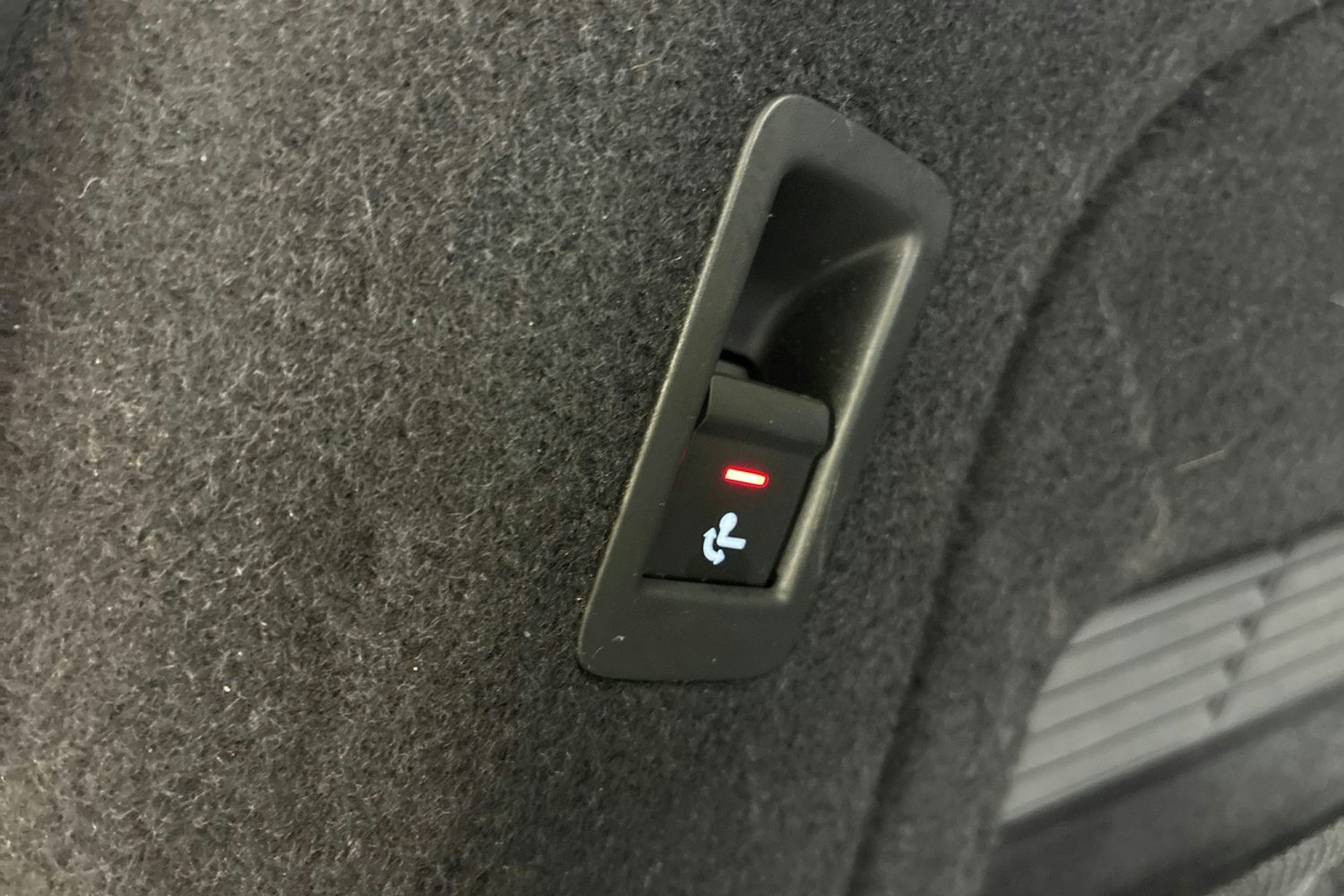 Valkoinen Audi A5 2022 kuva 24.