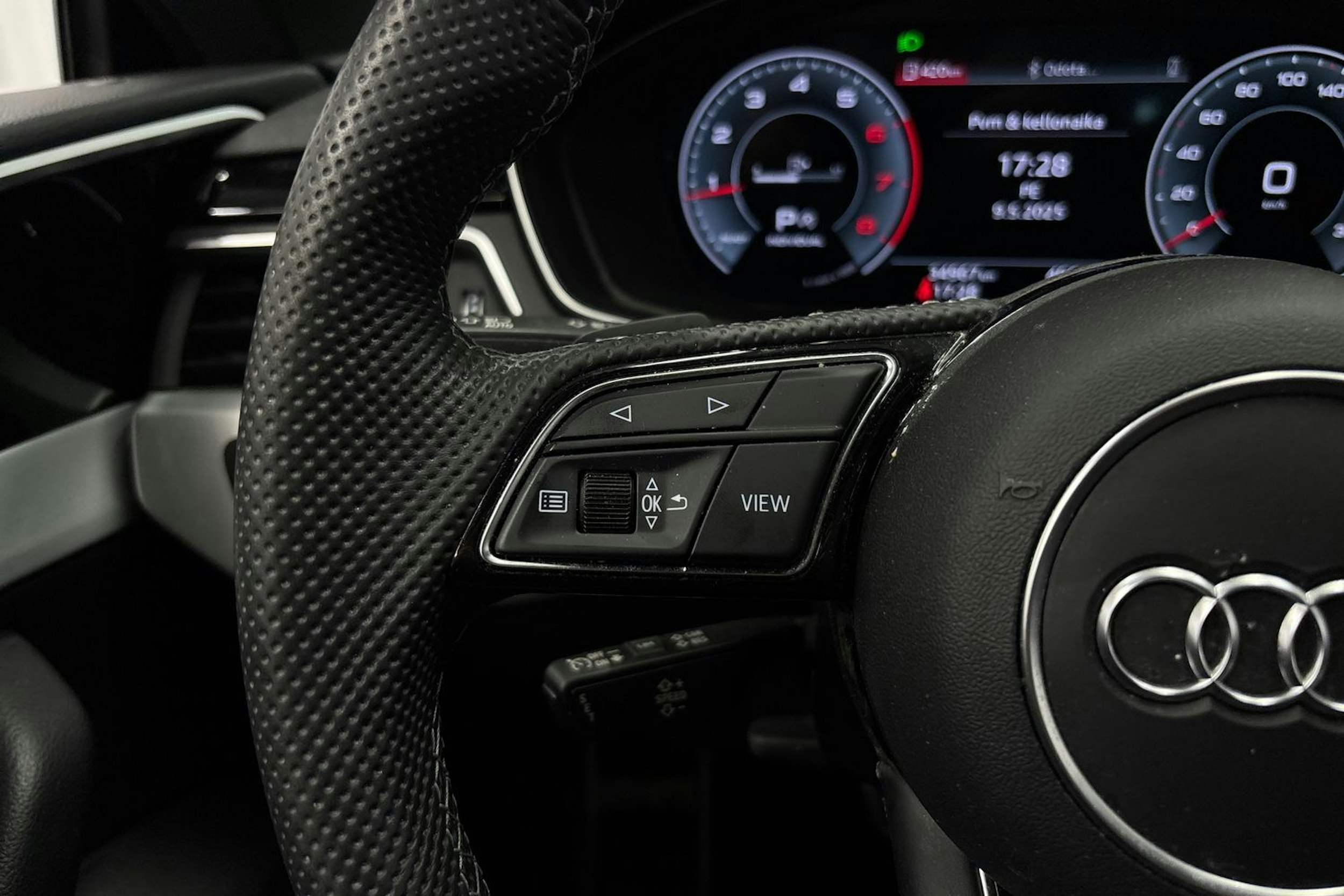musta Audi A5 2022 kuva 21.