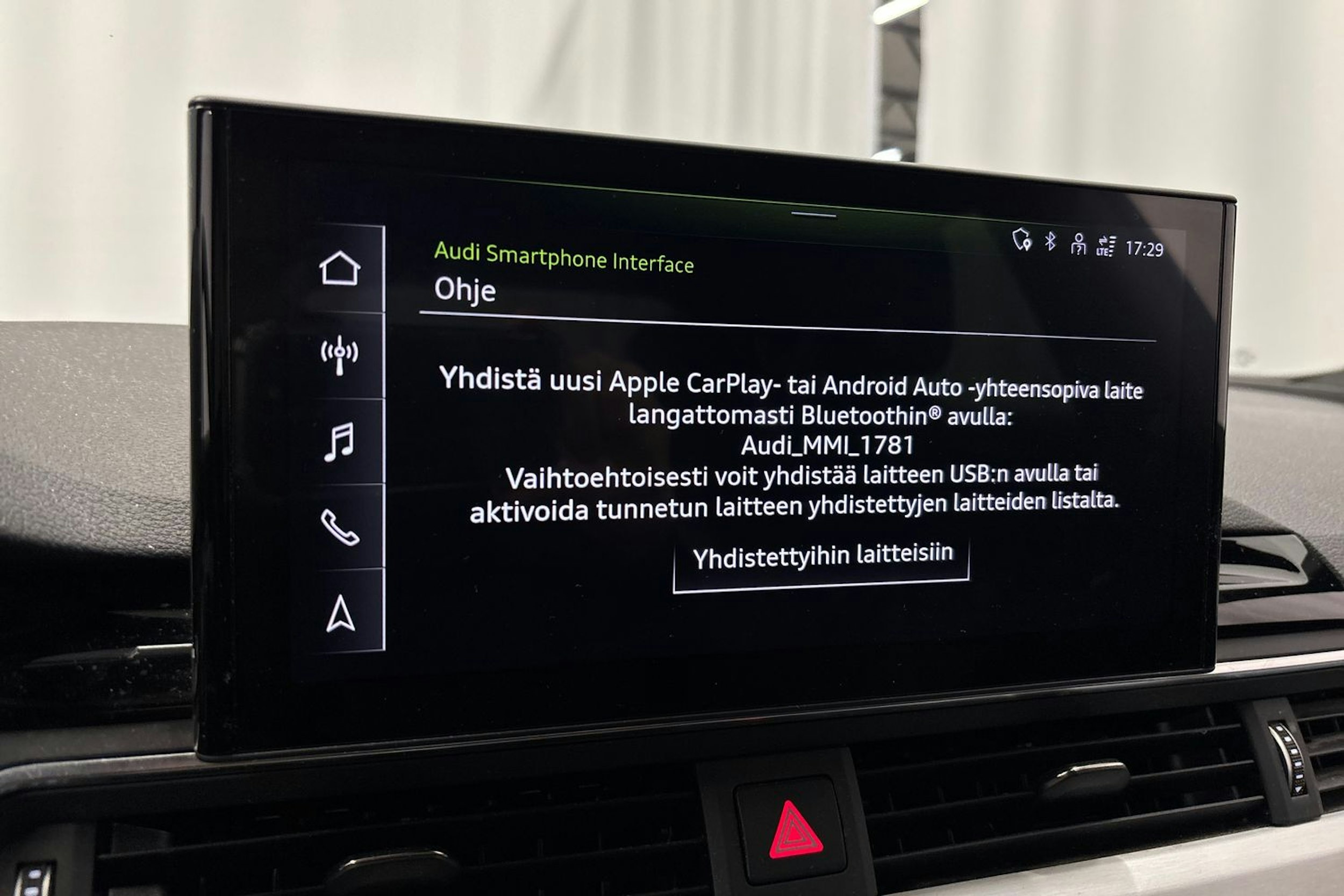 musta Audi A5 2022 kuva 24.