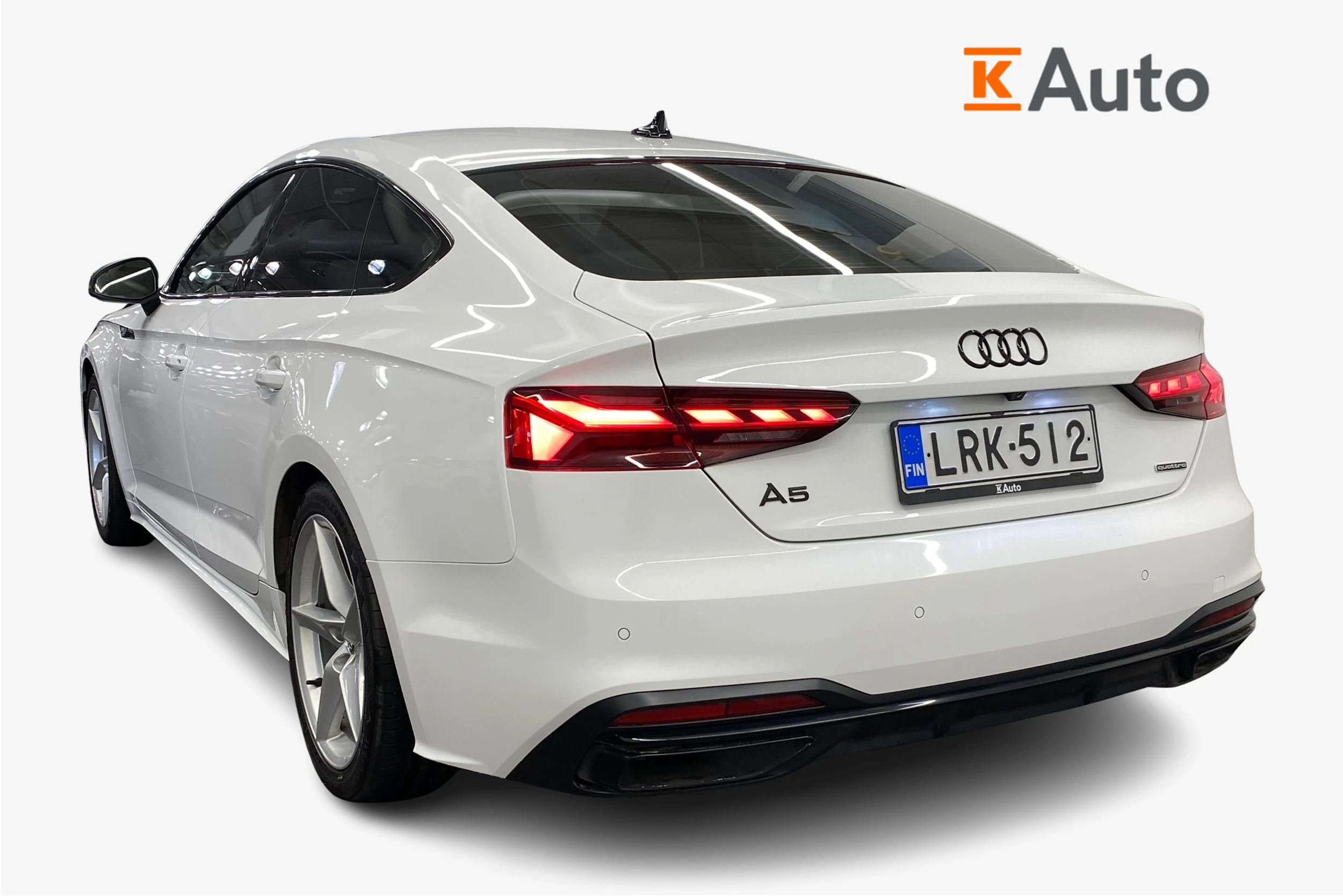 Valkoinen Audi A5 2022 kuva 2.