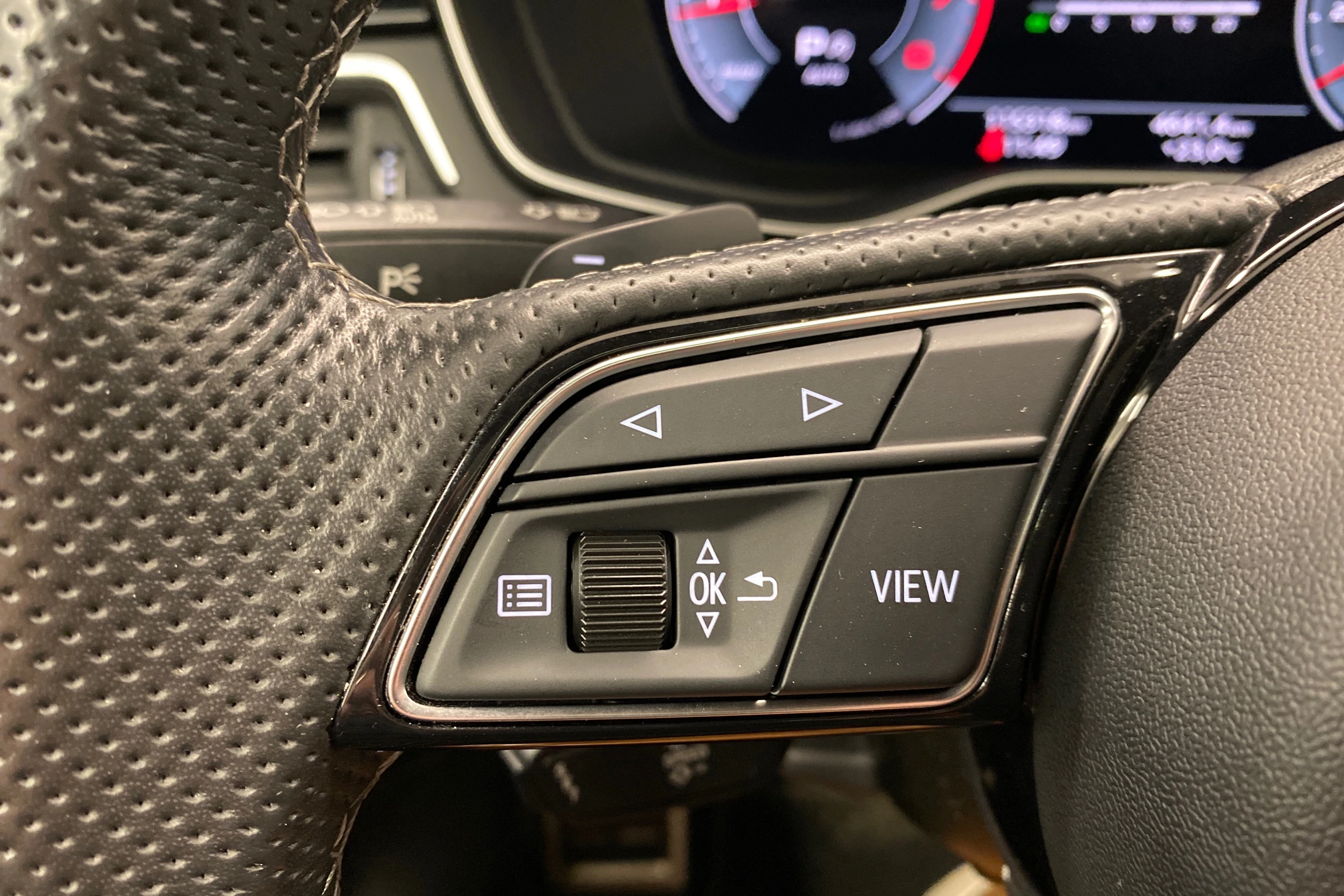 Valkoinen Audi A5 2022 kuva 17.