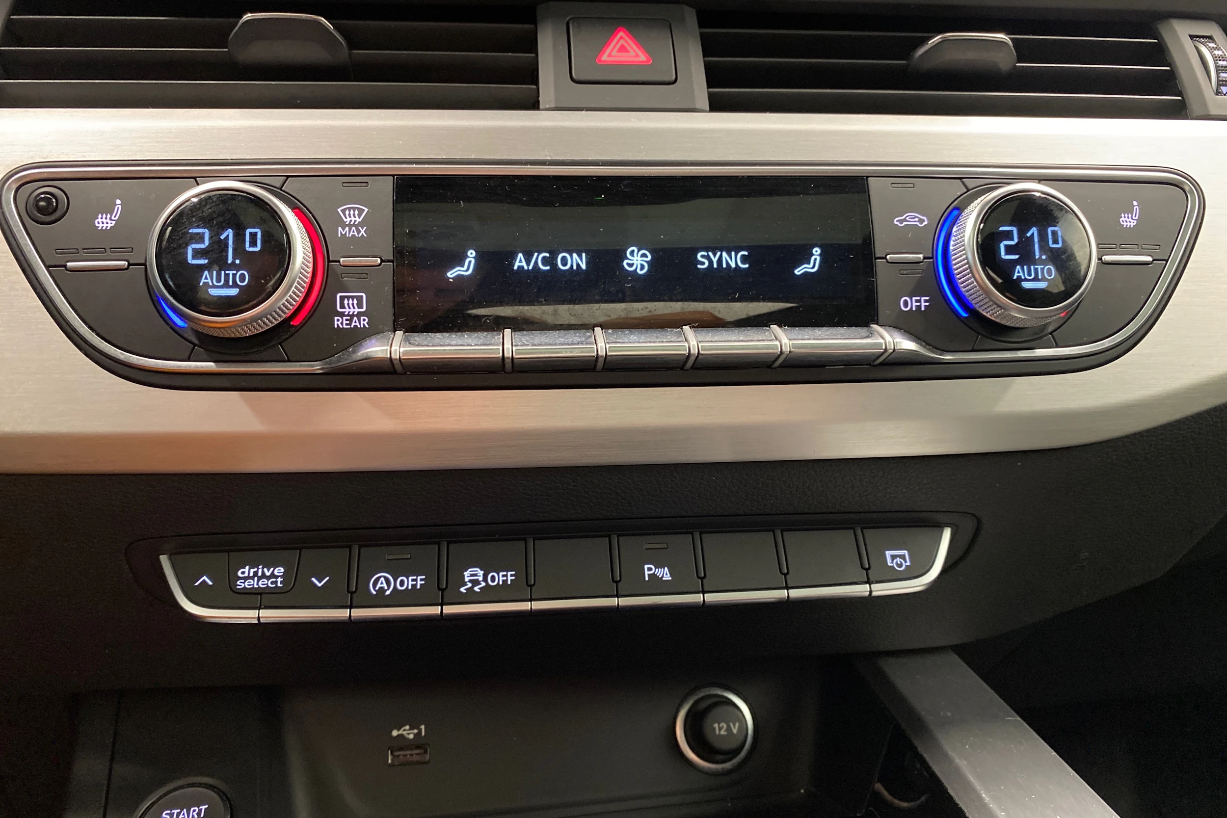 Valkoinen Audi A5 2022 kuva 23.